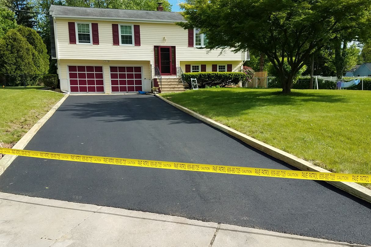 New asphalt driveway paved by Pave Patrol near Ewing, NJ